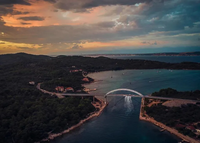 Nyaraló Mia Mobile With Jacuzzi Ždrelac