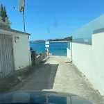 Mia Mobile With Jacuzzi