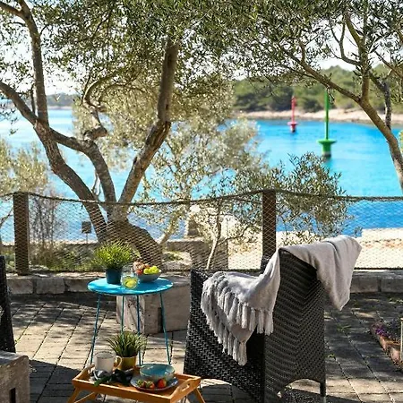 Mia Mobile With Jacuzzi Ferienhaus *