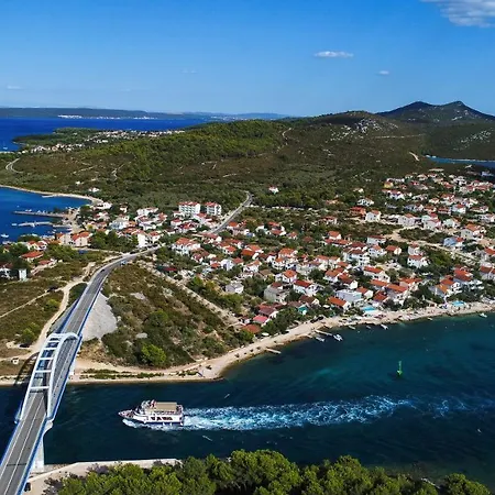 Mia Mobile With Jacuzzi Ferienhaus *