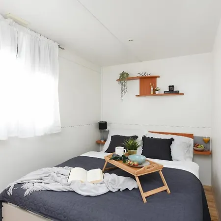 Mia Mobile With Jacuzzi Ferienhaus Ždrelac